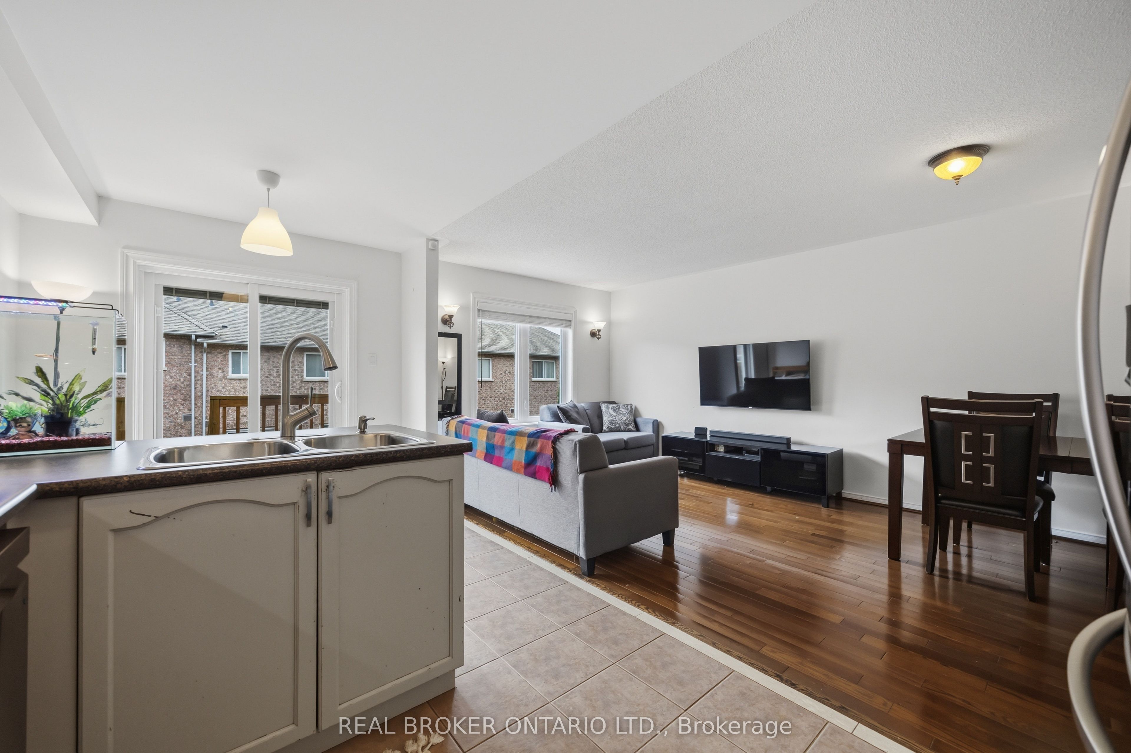 86 Coleridge Drive Property Photo 16