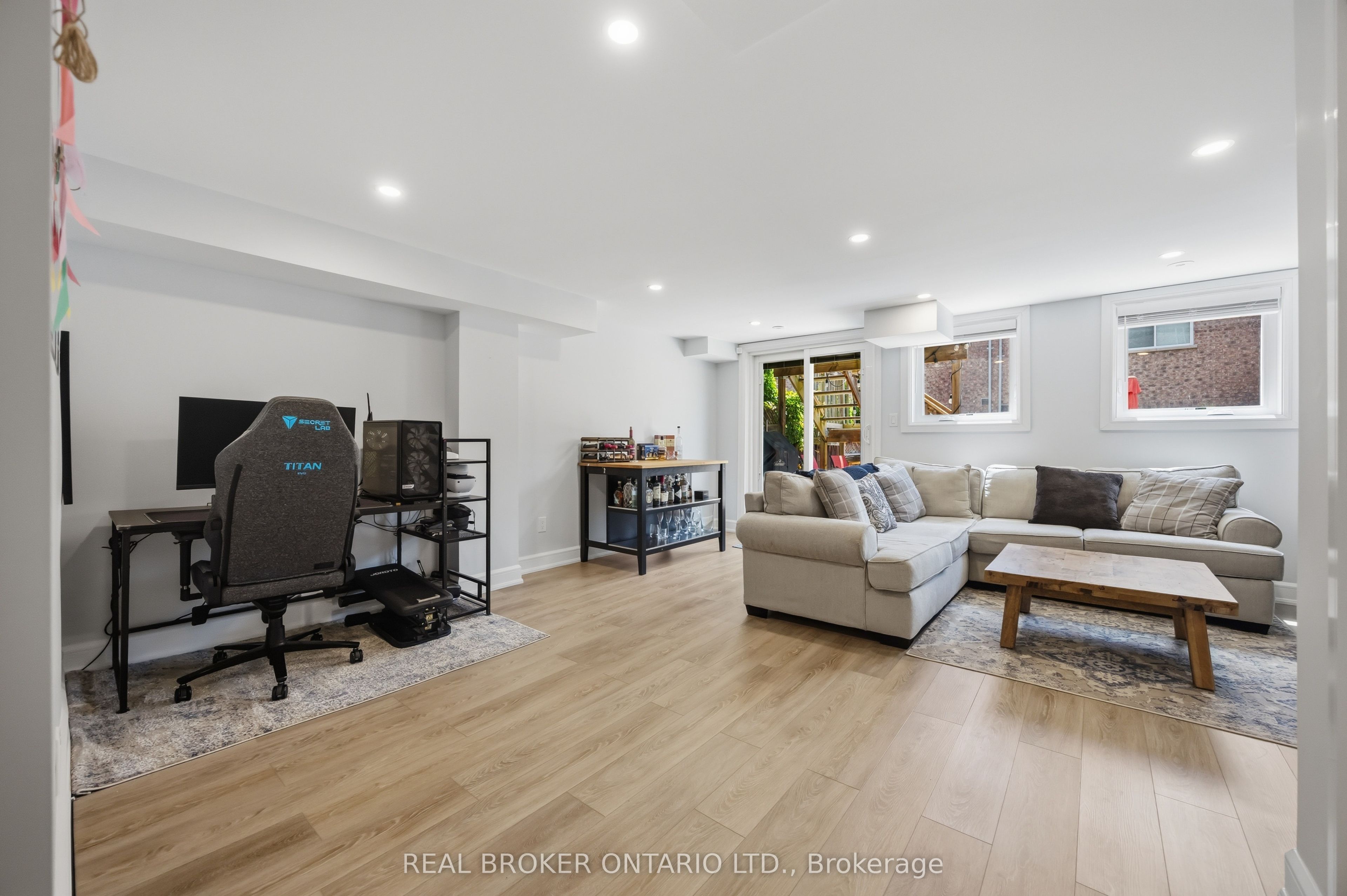 86 Coleridge Drive Property Photo 29