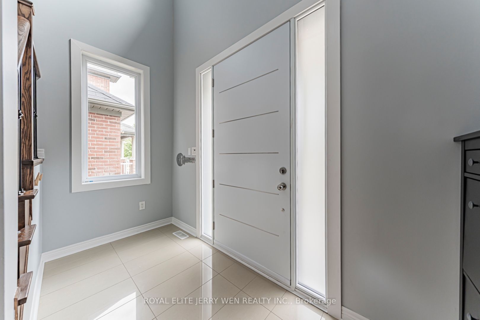 176 District Avenue Property Photo 2
