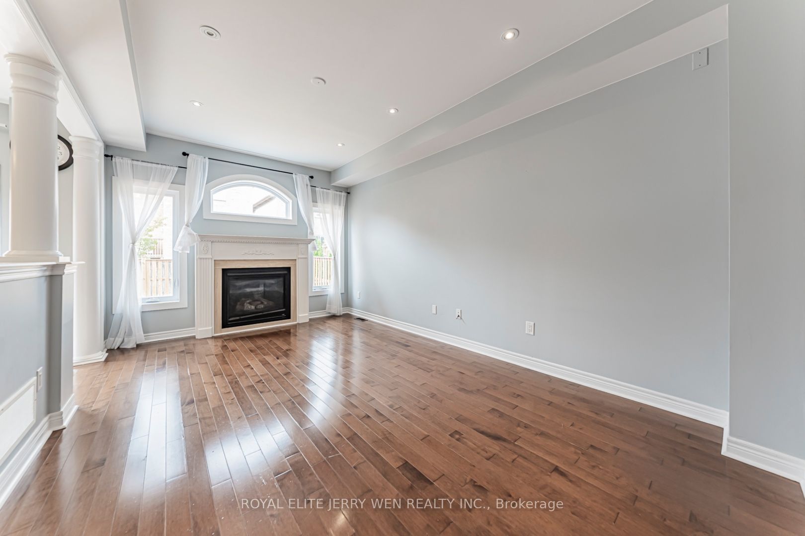 176 District Avenue Property Photo 4
