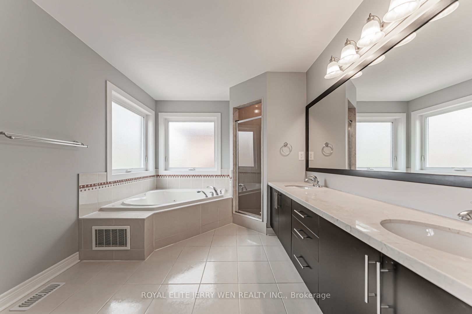 176 District Avenue Property Photo 21