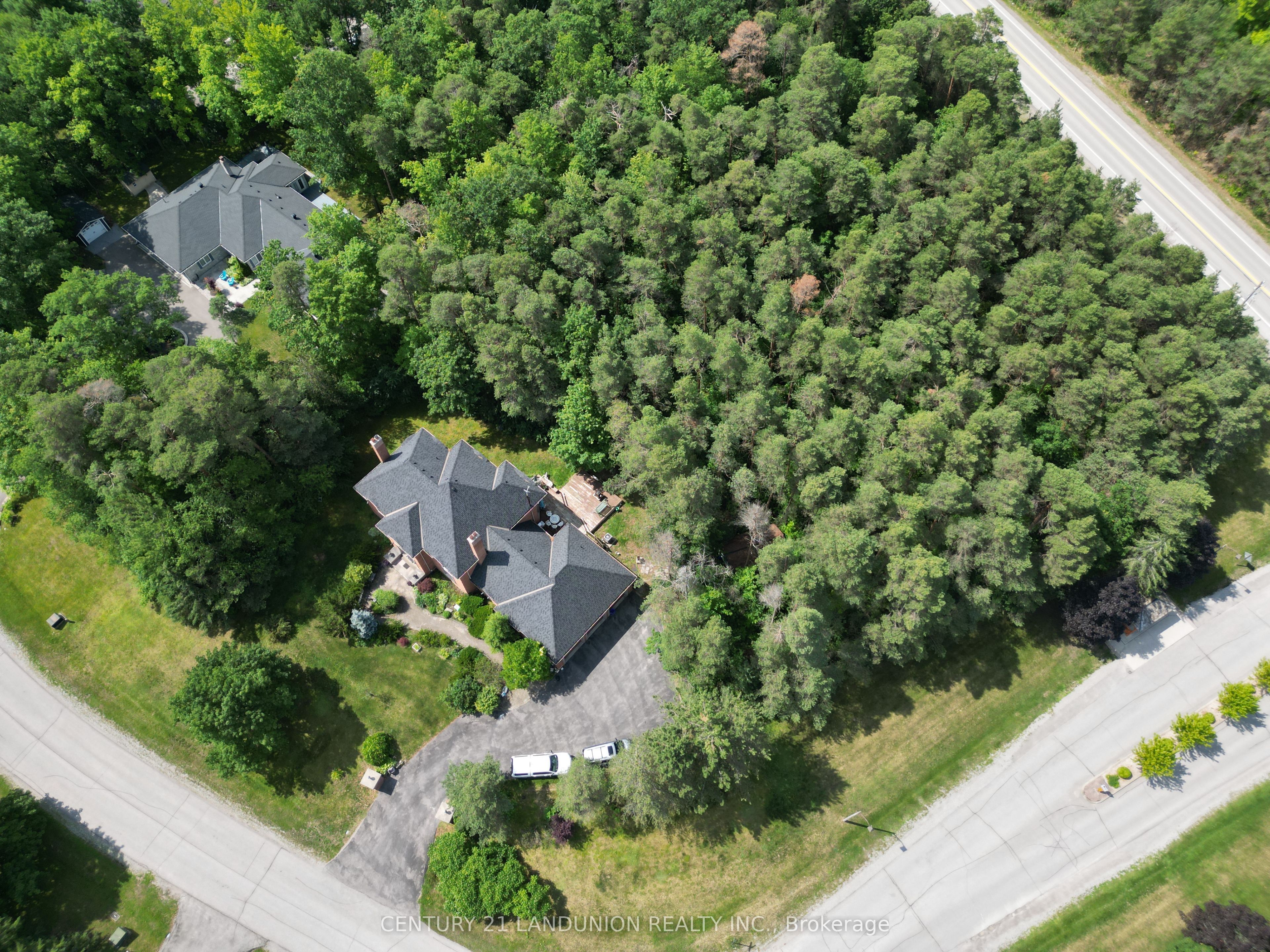 2 Heron Trail Property Photo 26