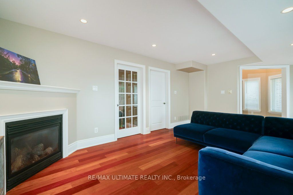 5737 Lakeshore Road Property Photo 5