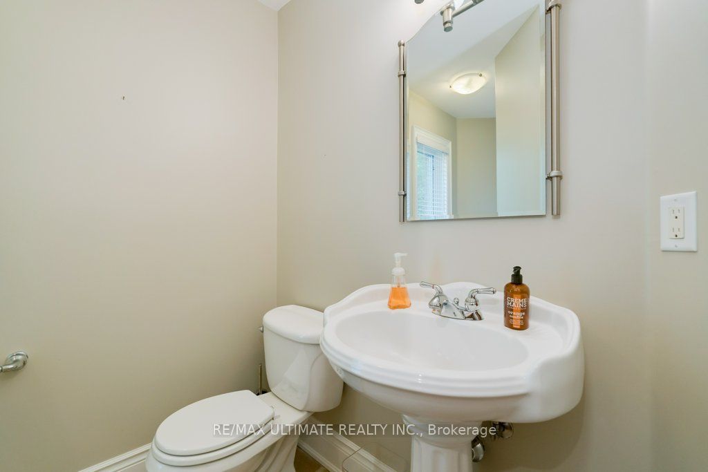 5737 Lakeshore Road Property Photo 18