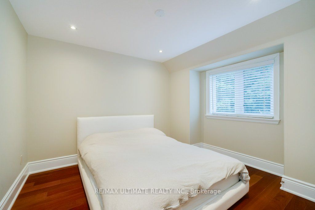 5737 Lakeshore Road Property Photo 25