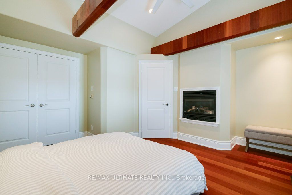 5737 Lakeshore Road Property Photo 27