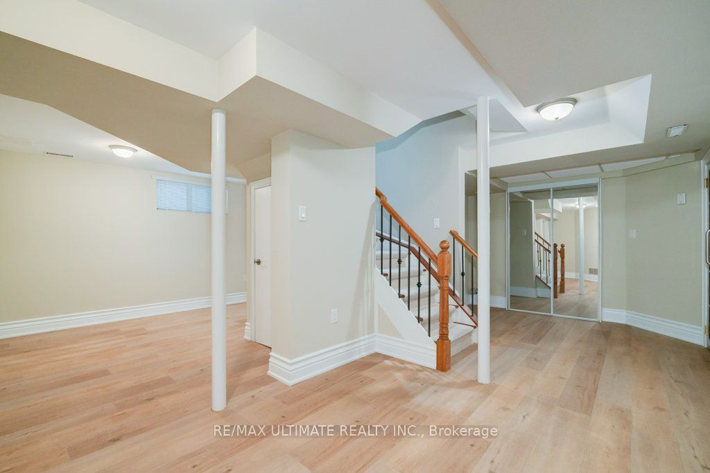 5737 Lakeshore Road Property Photo 33