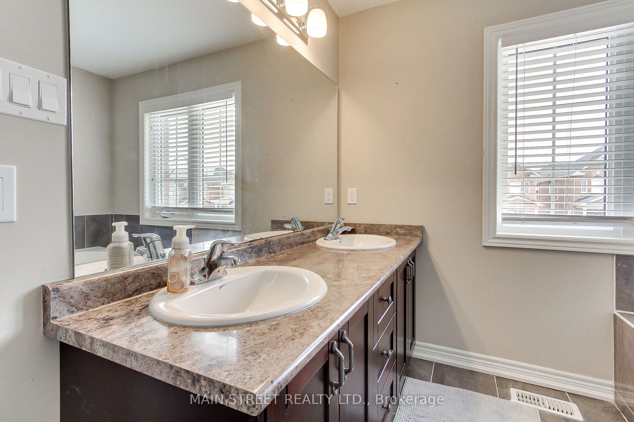 42 Prosser Crescent Property Photo 19