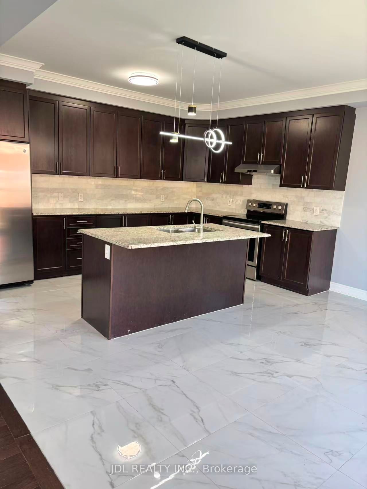 16 Jericho Avenue Property Photo 8