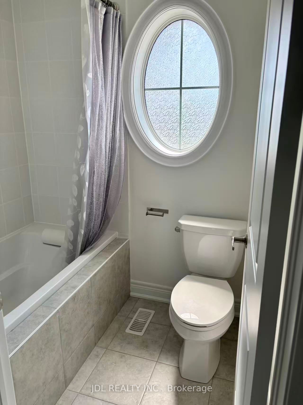 16 Jericho Avenue Property Photo 16