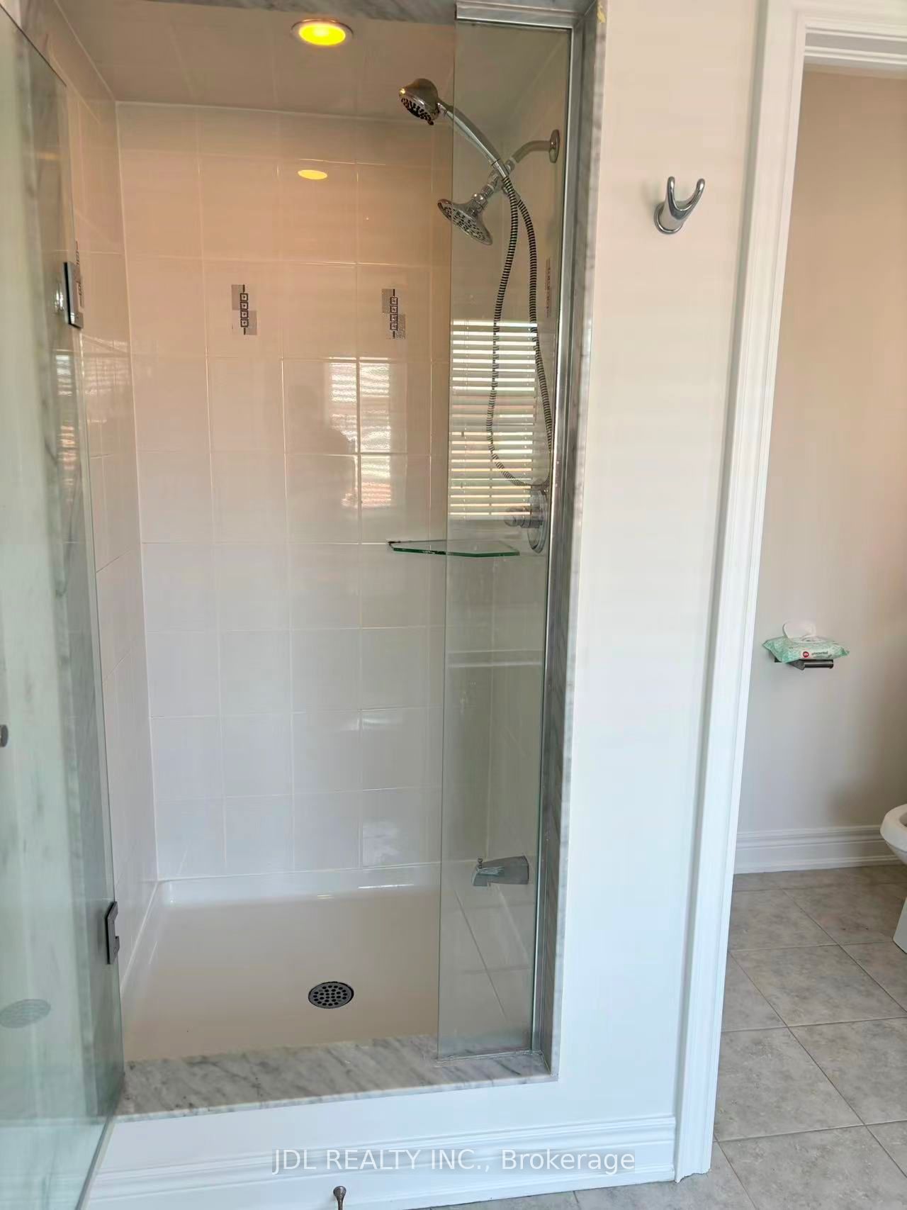 16 Jericho Avenue Property Photo 22