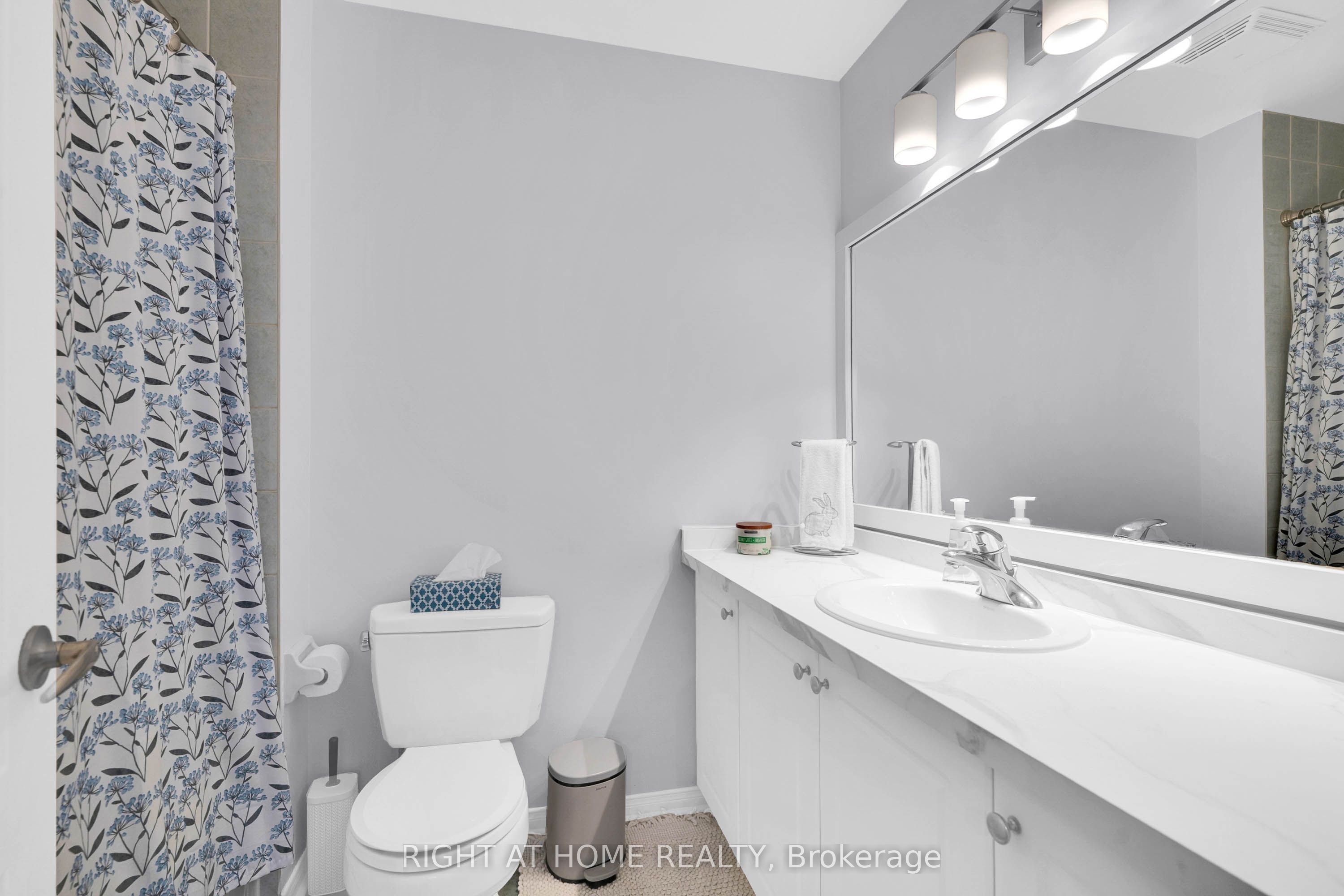 204 Burgess Crescent Property Photo 15