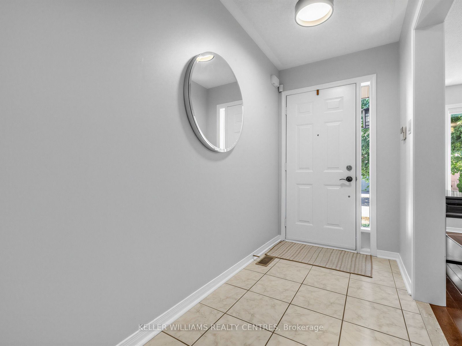 174 Flagstone Way Property Photo 2
