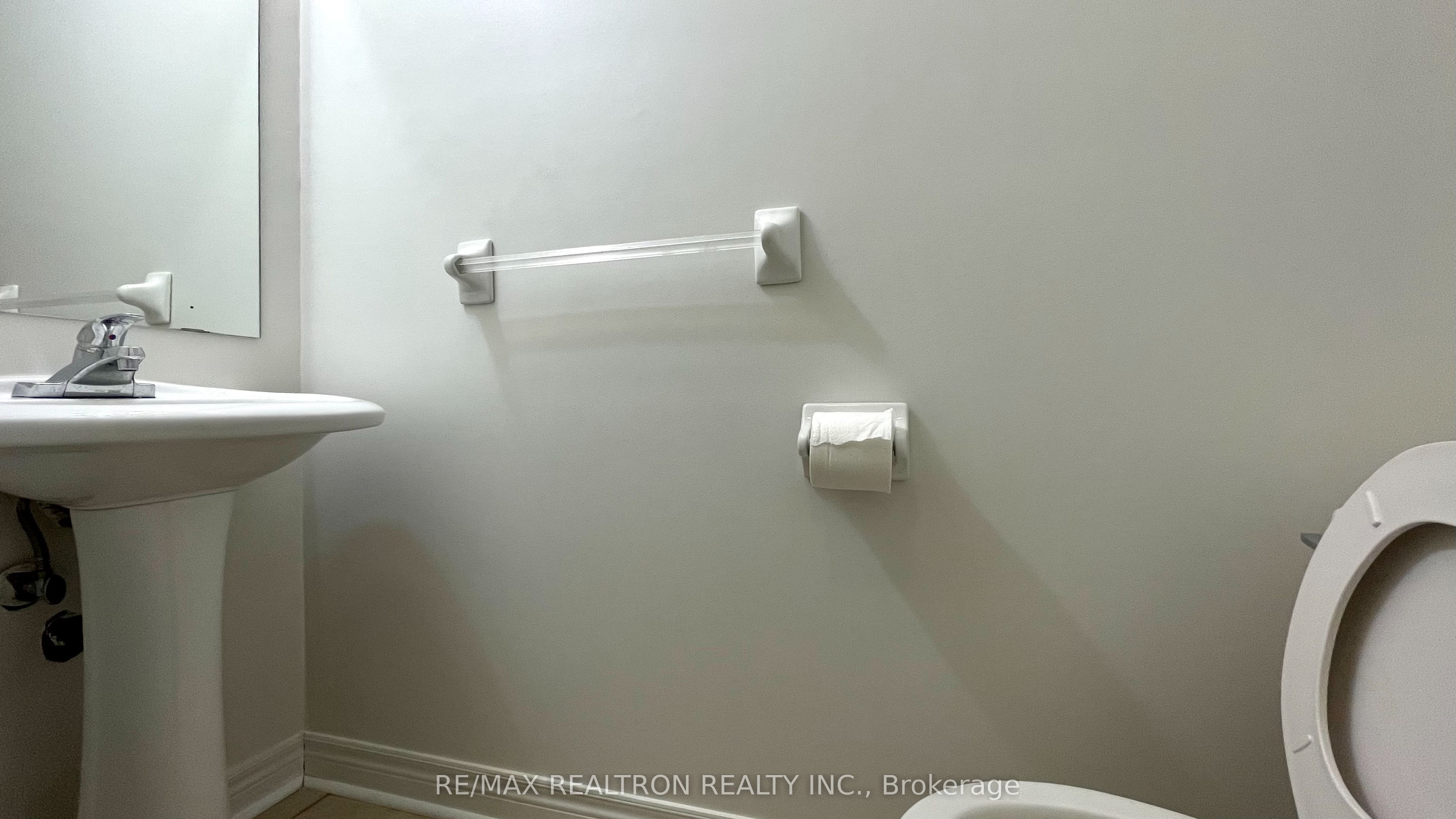 123 Woodbury Crescent Property Photo 11