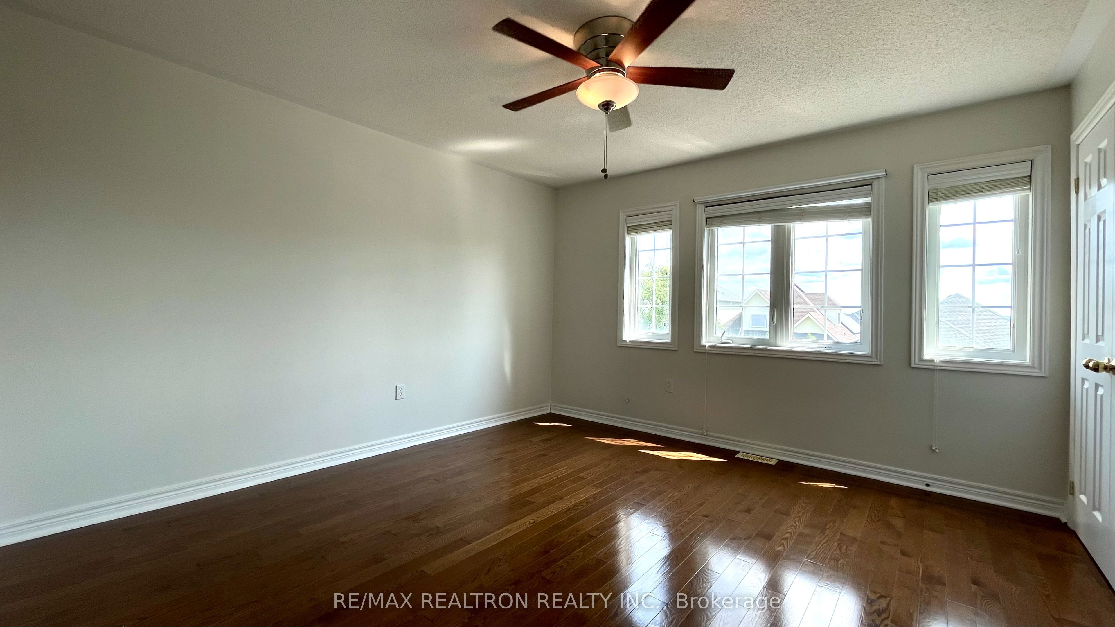 123 Woodbury Crescent Property Photo 19