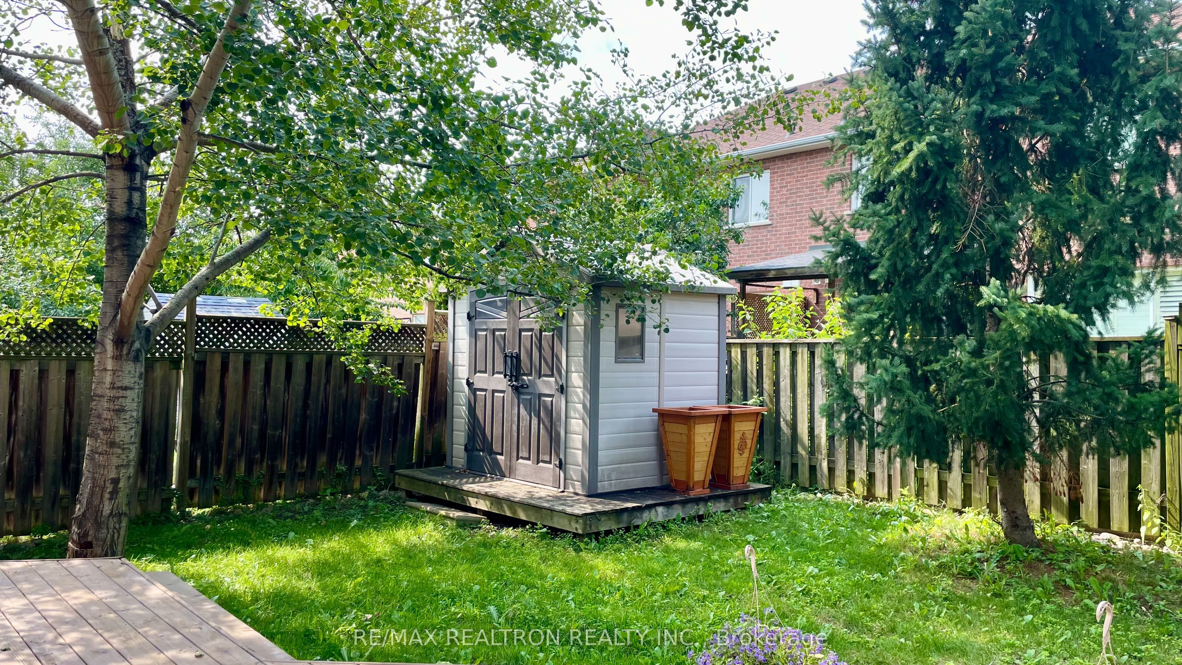 123 Woodbury Crescent Property Photo 25