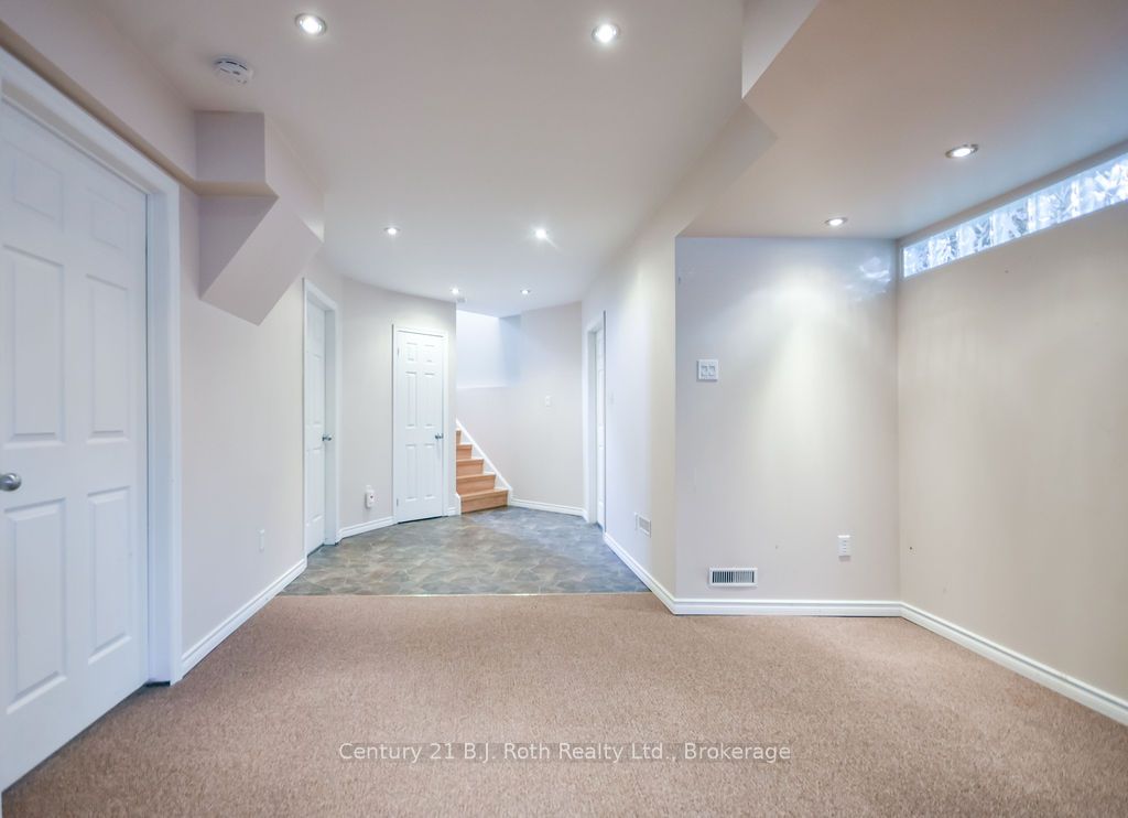 1117 Corrie Street Property Photo 34