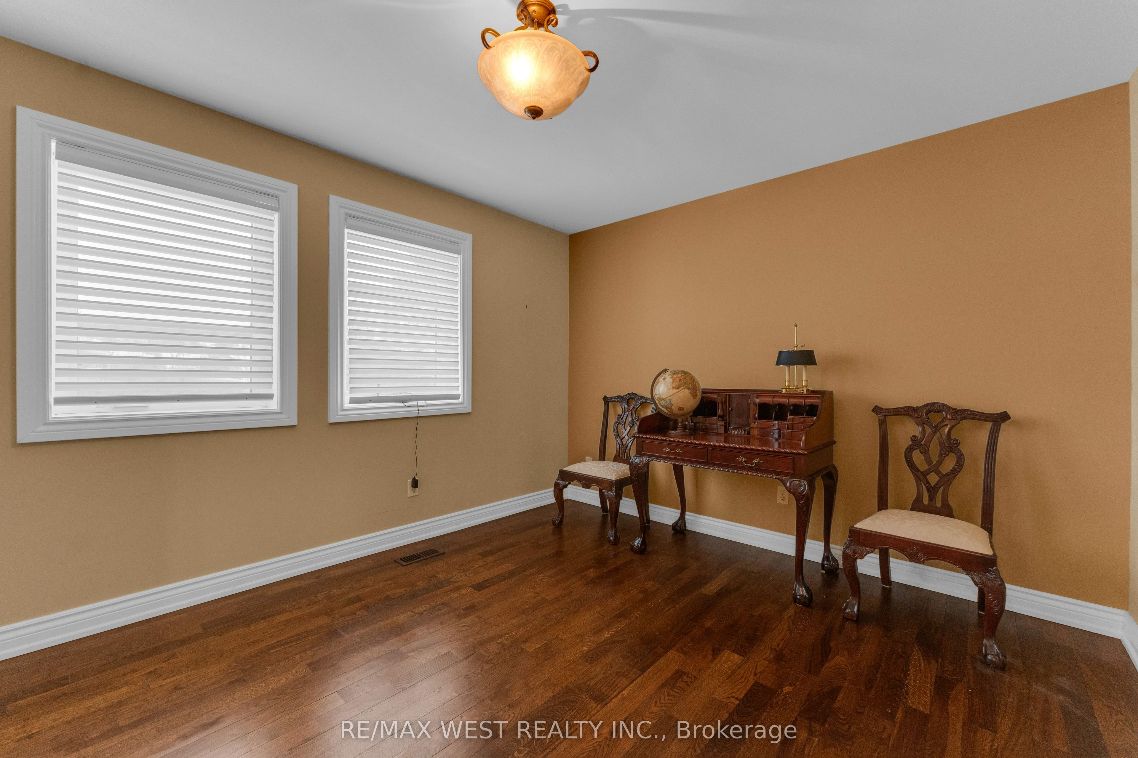 93 Fern Valley Crescent Property Photo 33
