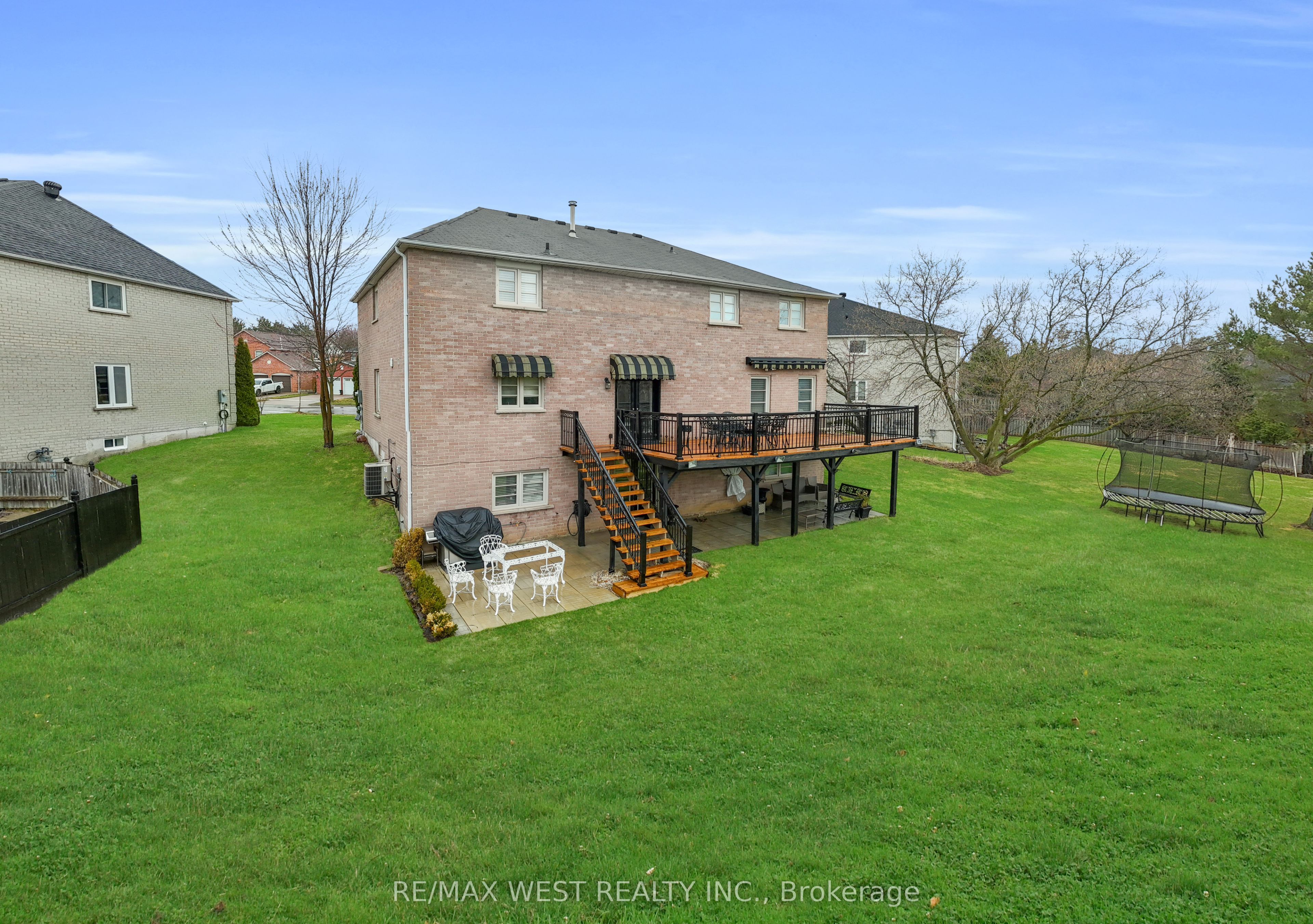 93 Fern Valley Crescent Property Photo 49