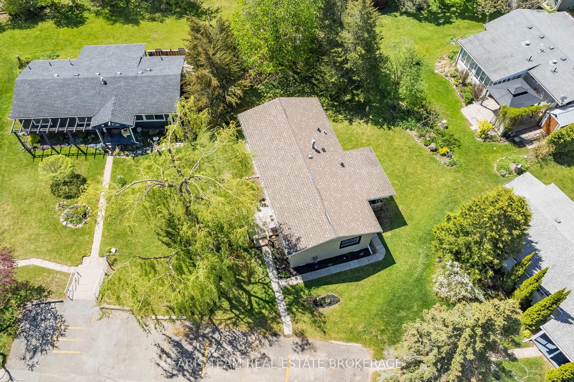 21 Hawthorne Drive Property Photo 4