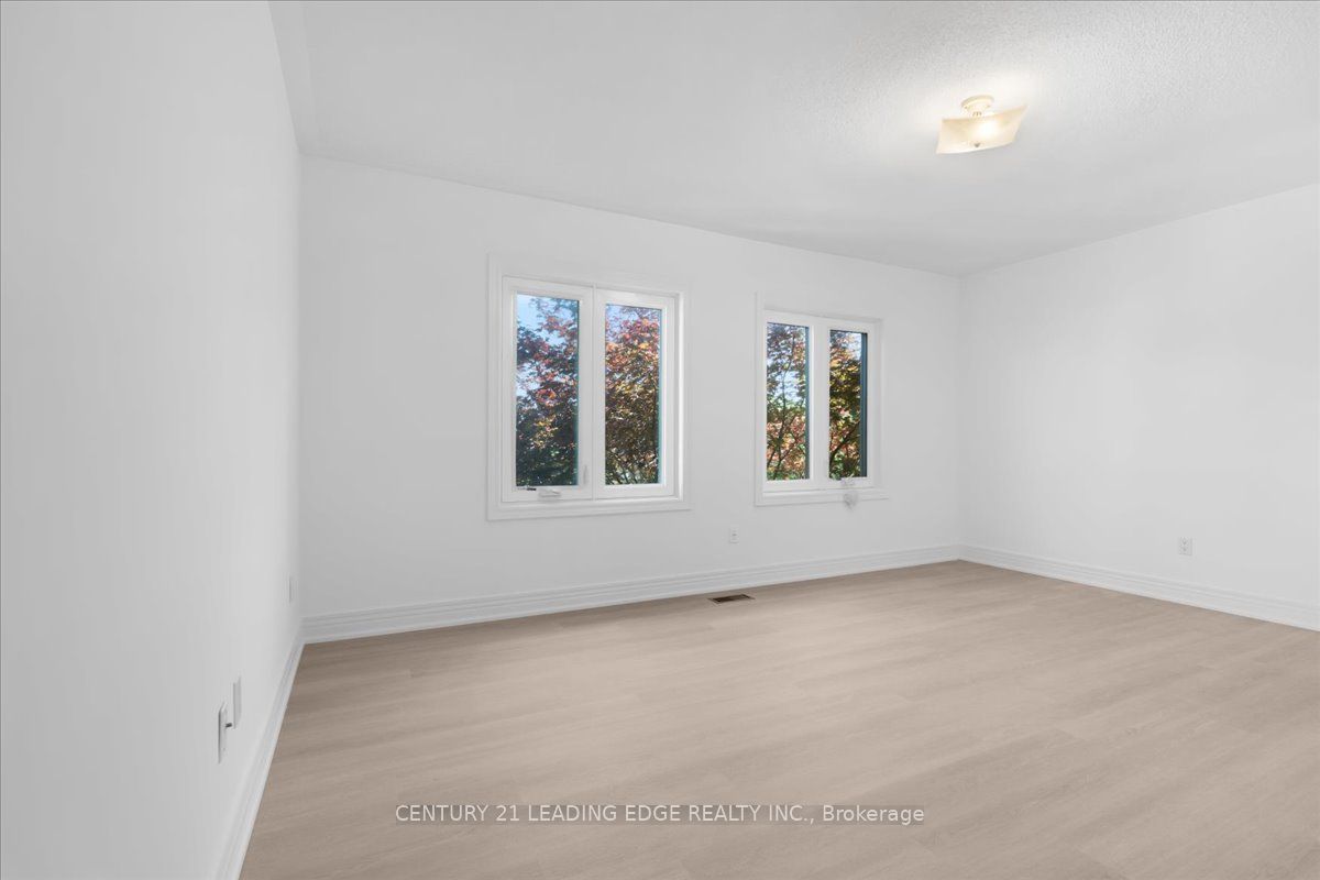 22 Fern Avenue Property Photo 33