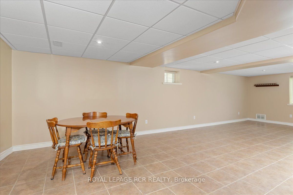 332 King Street Property Photo 19