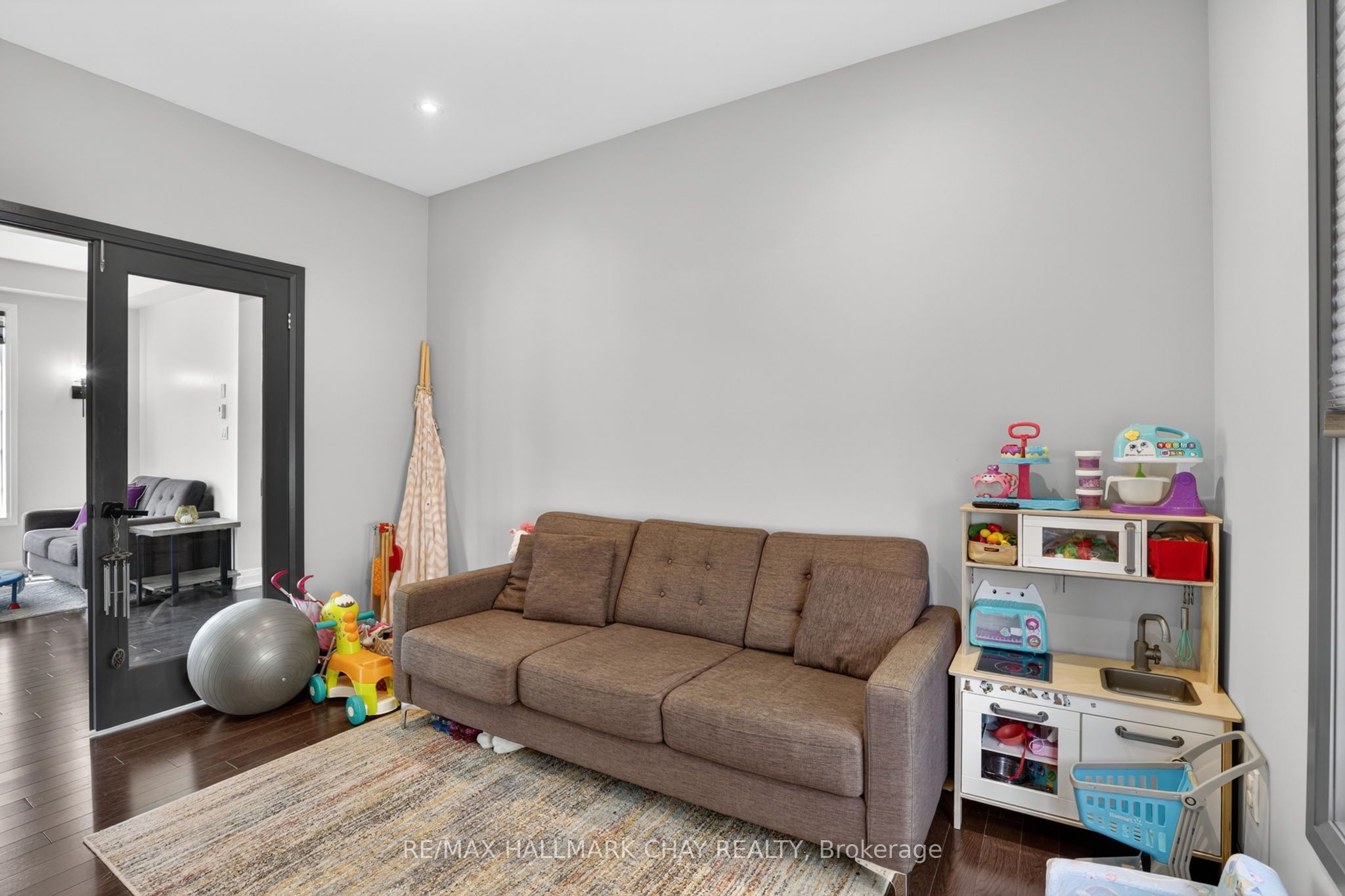 43 Walls Crescent Property Photo 10