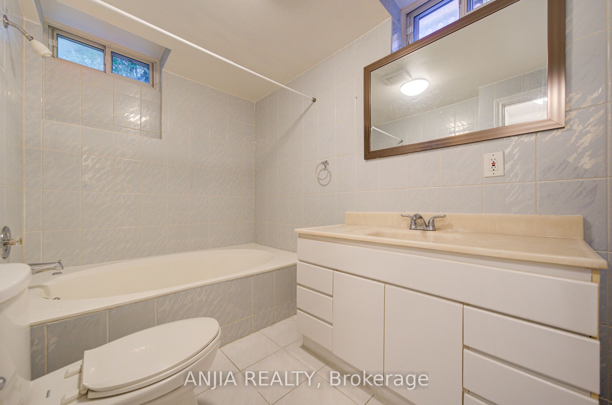 8 Calderbridge Crescent Property Photo 42