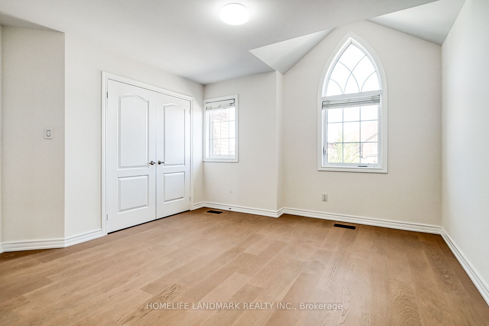 52 Chelsea Crescent Property Photo 22