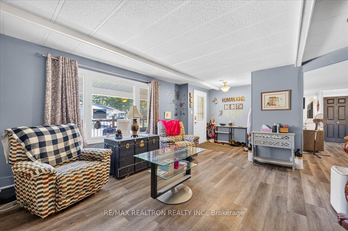 13 Broadway Avenue Property Photo 16