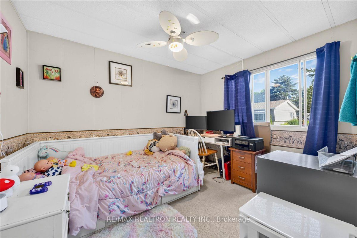 13 Broadway Avenue Property Photo 28