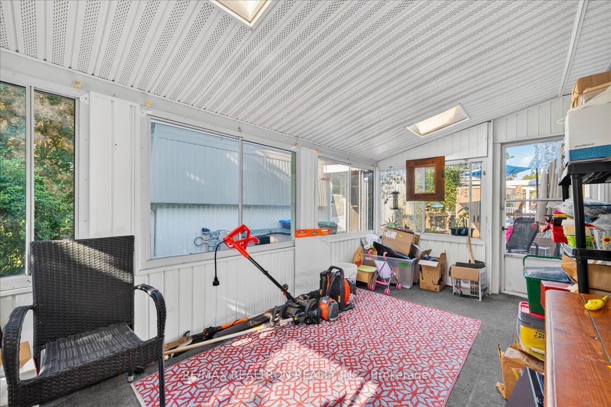 13 Broadway Avenue Property Photo 32