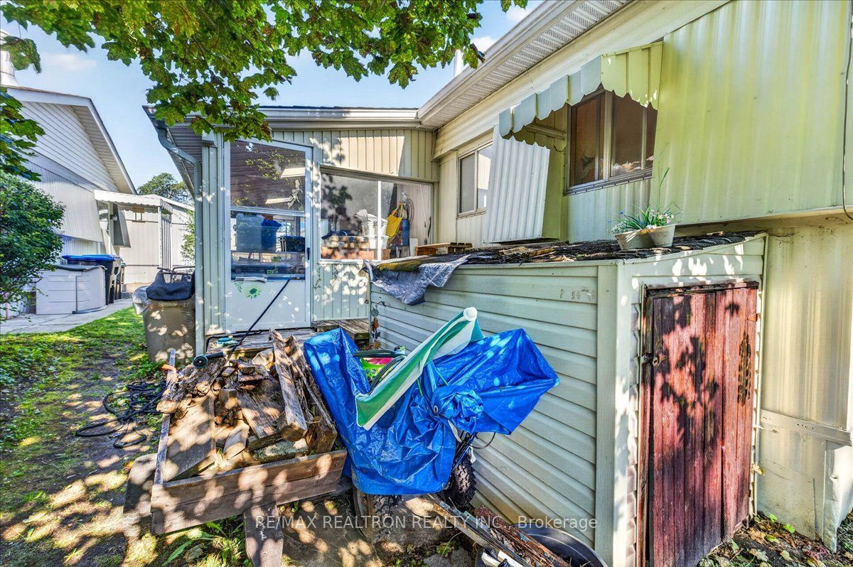 13 Broadway Avenue Property Photo 35