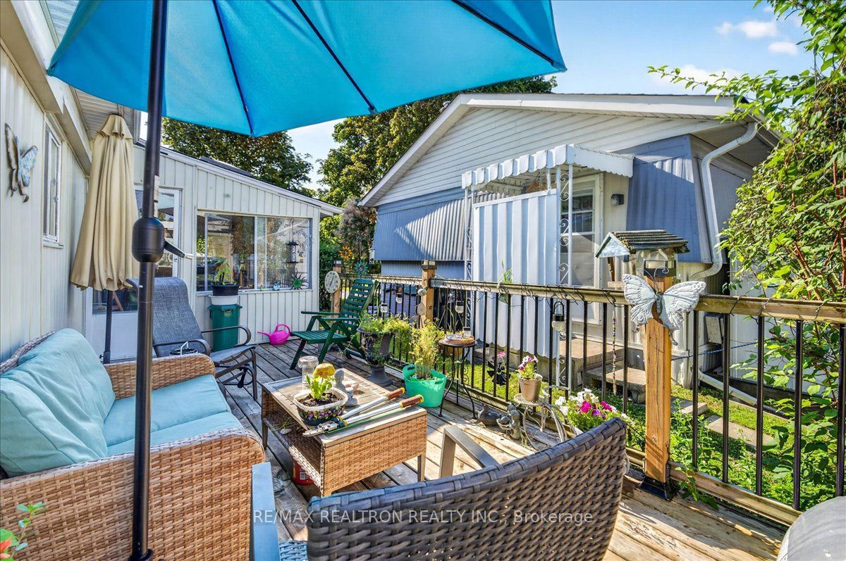 13 Broadway Avenue Property Photo 42