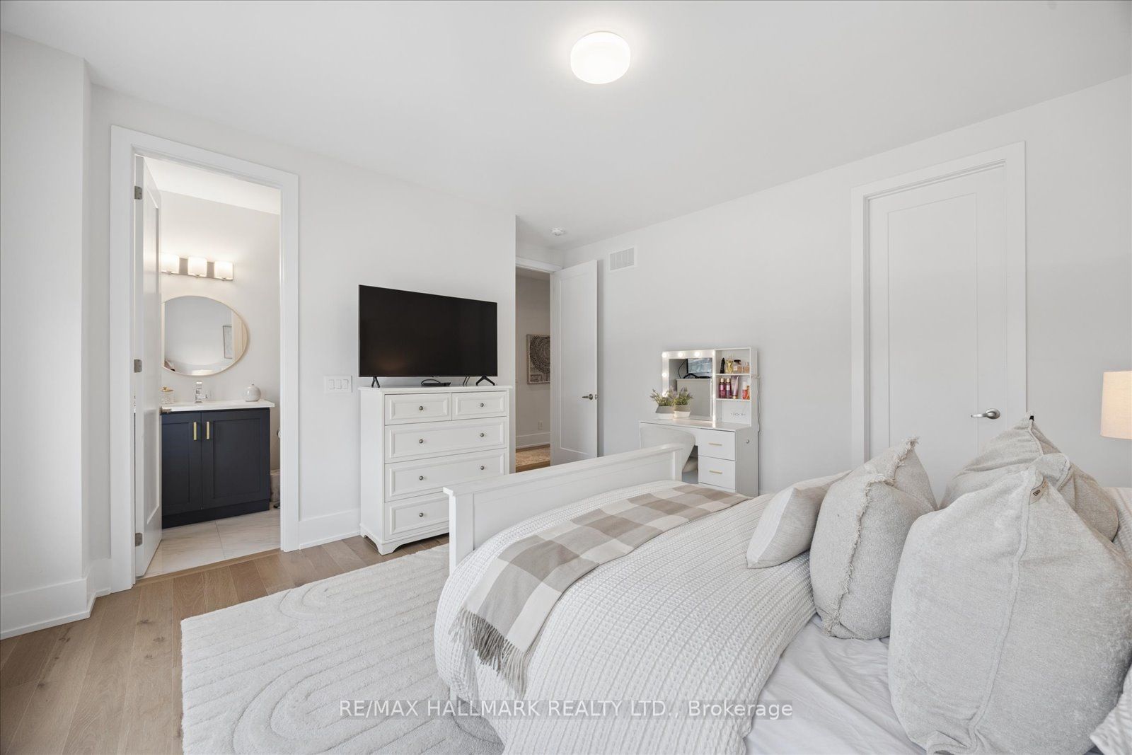 211 Busato Drive Property Photo 33