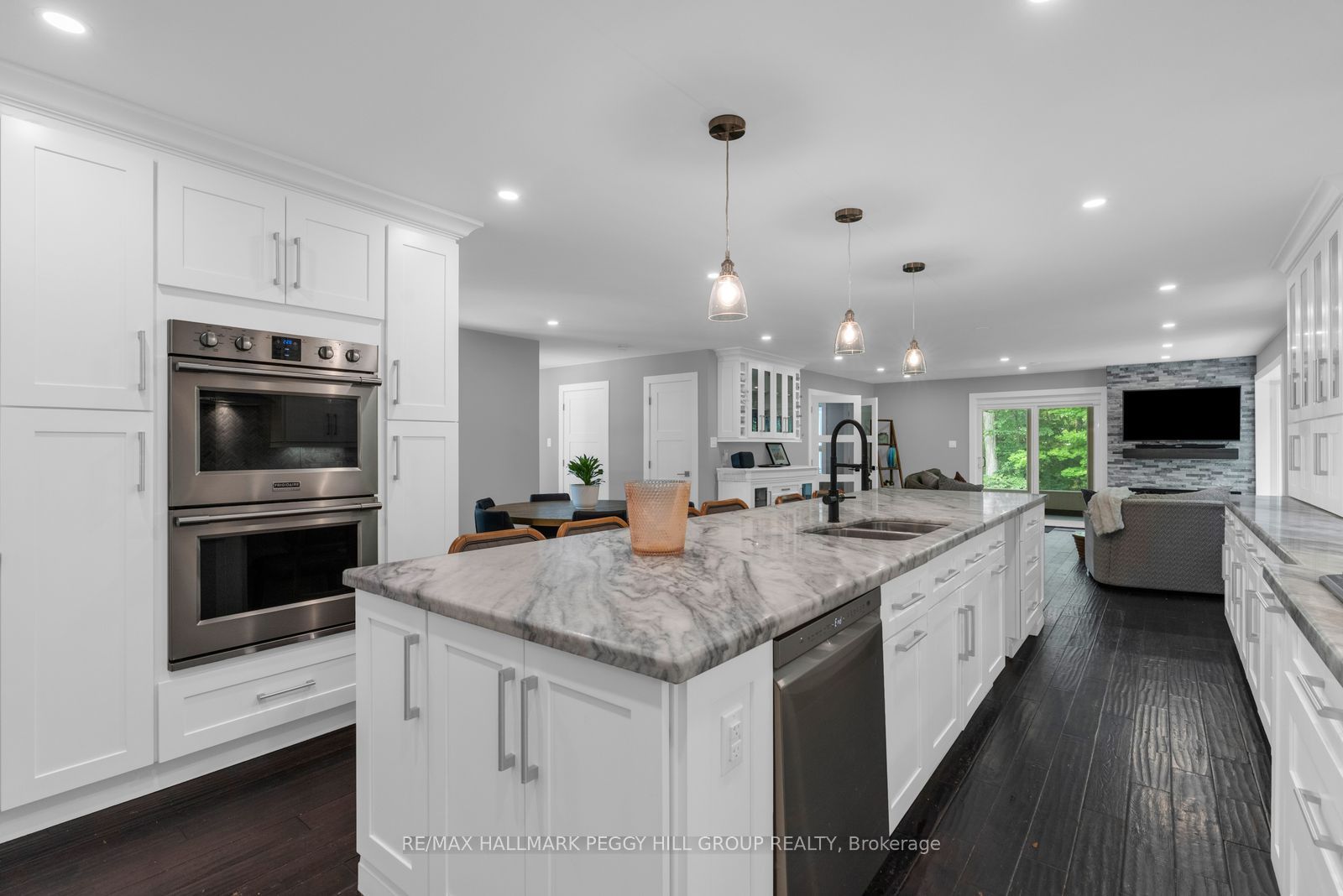 1814 Quantz Crescent Property Photo 4