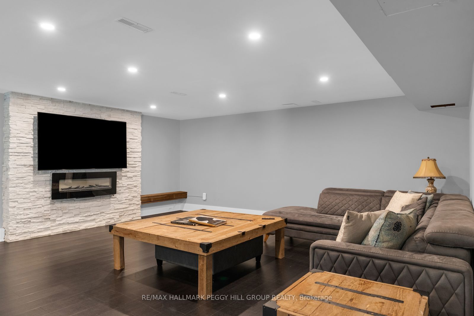 1814 Quantz Crescent Property Photo 21