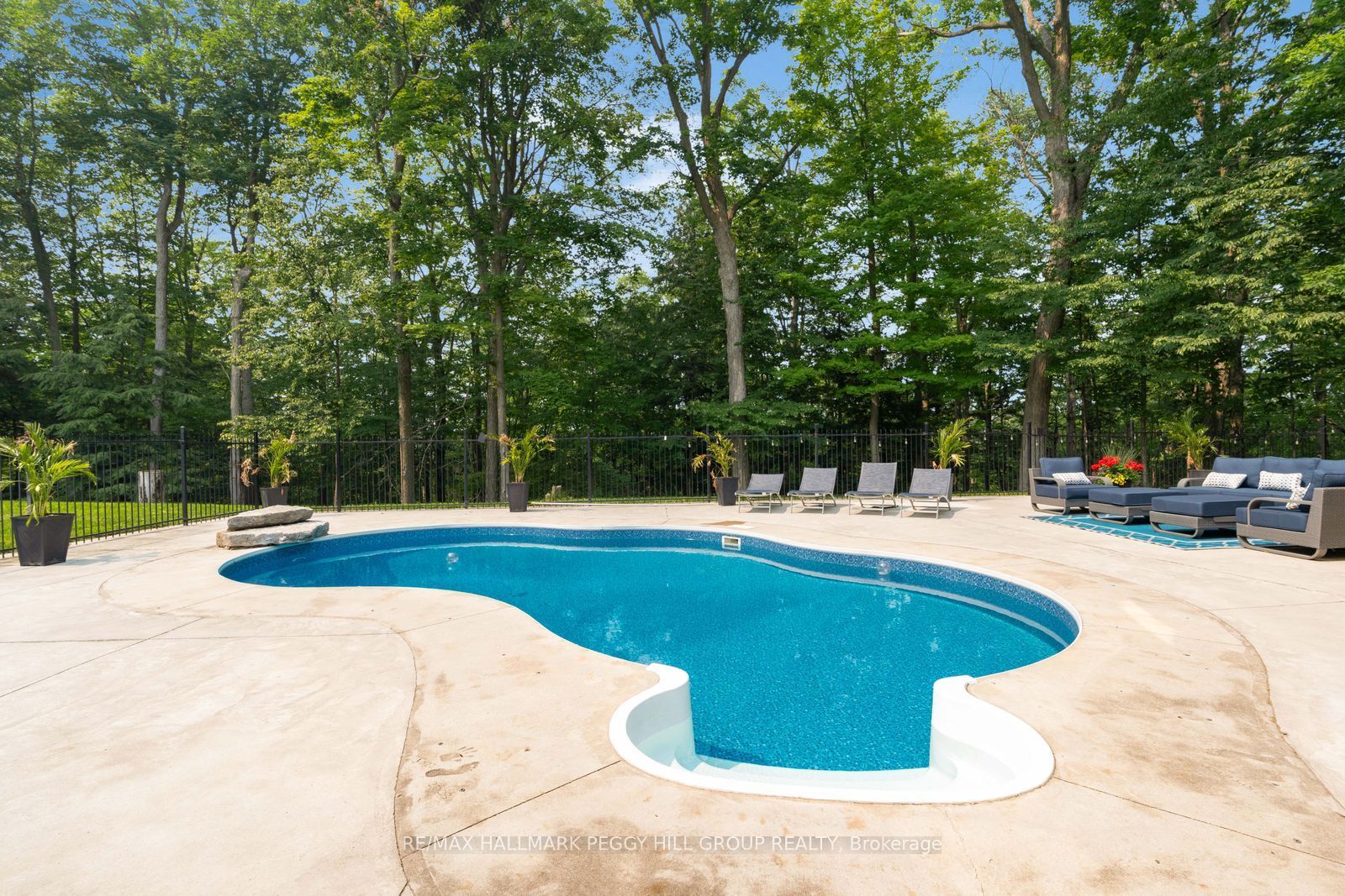 1814 Quantz Crescent Property Photo 30