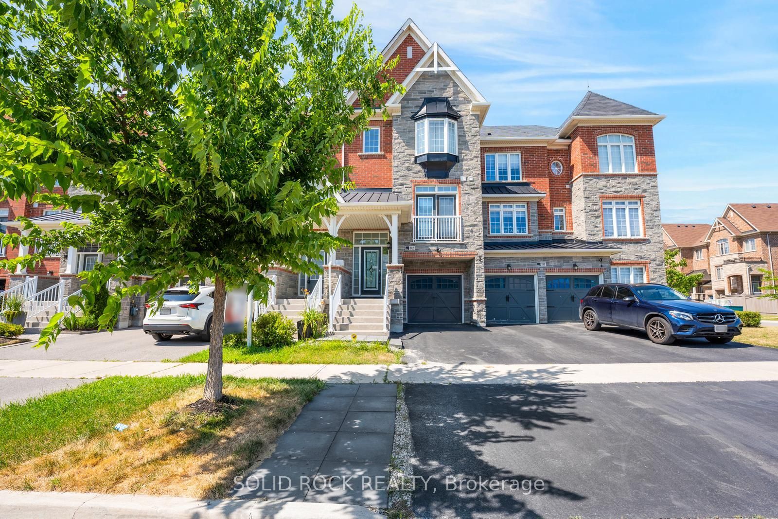 142 Farooq Boulevard S Property Photo 1