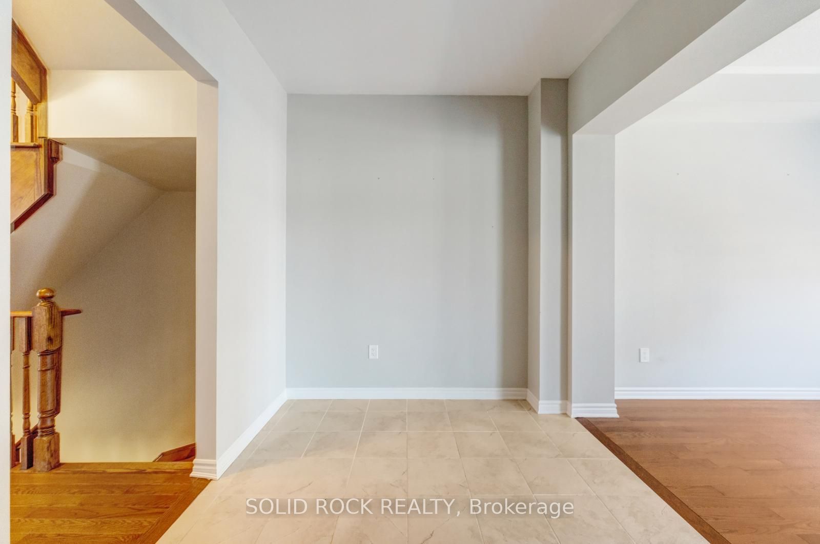 142 Farooq Boulevard S Property Photo 14