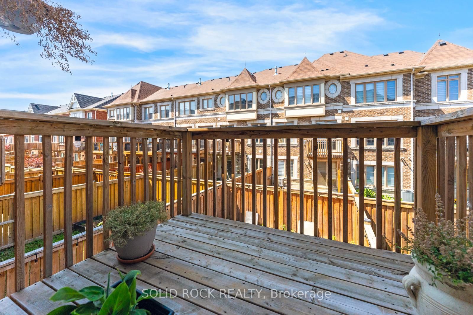 142 Farooq Boulevard S Property Photo 19