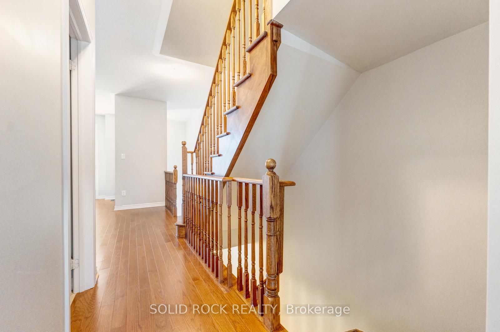 142 Farooq Boulevard S Property Photo 21