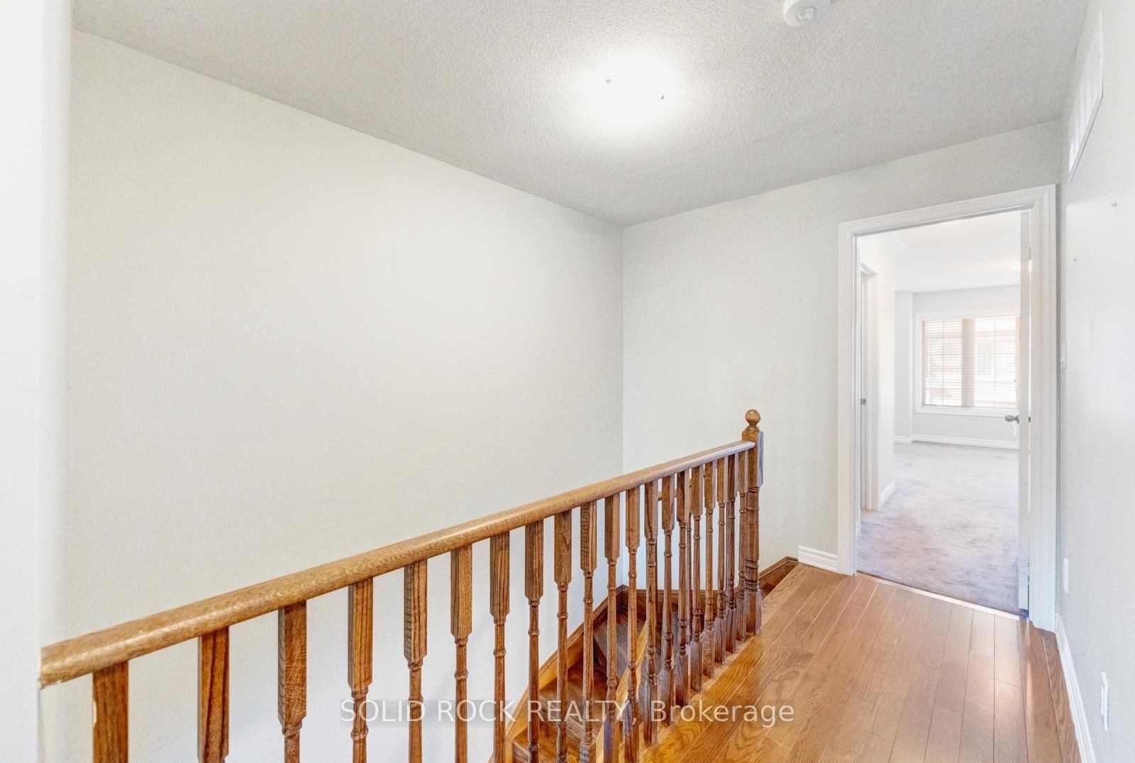 142 Farooq Boulevard S Property Photo 22