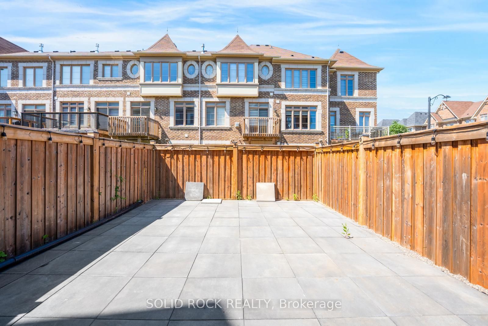 142 Farooq Boulevard S Property Photo 42