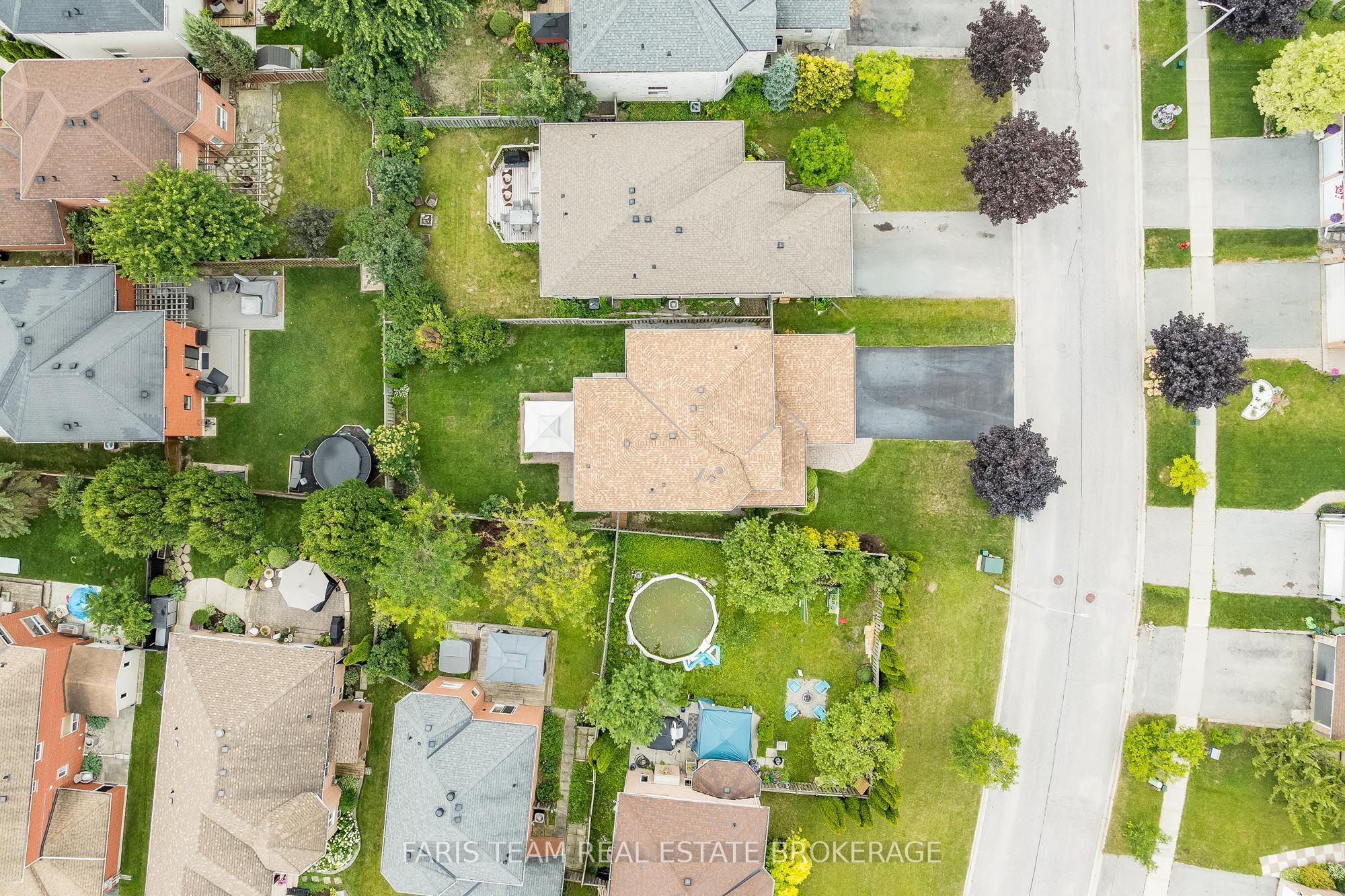 1948 Emerald Court Property Photo 37