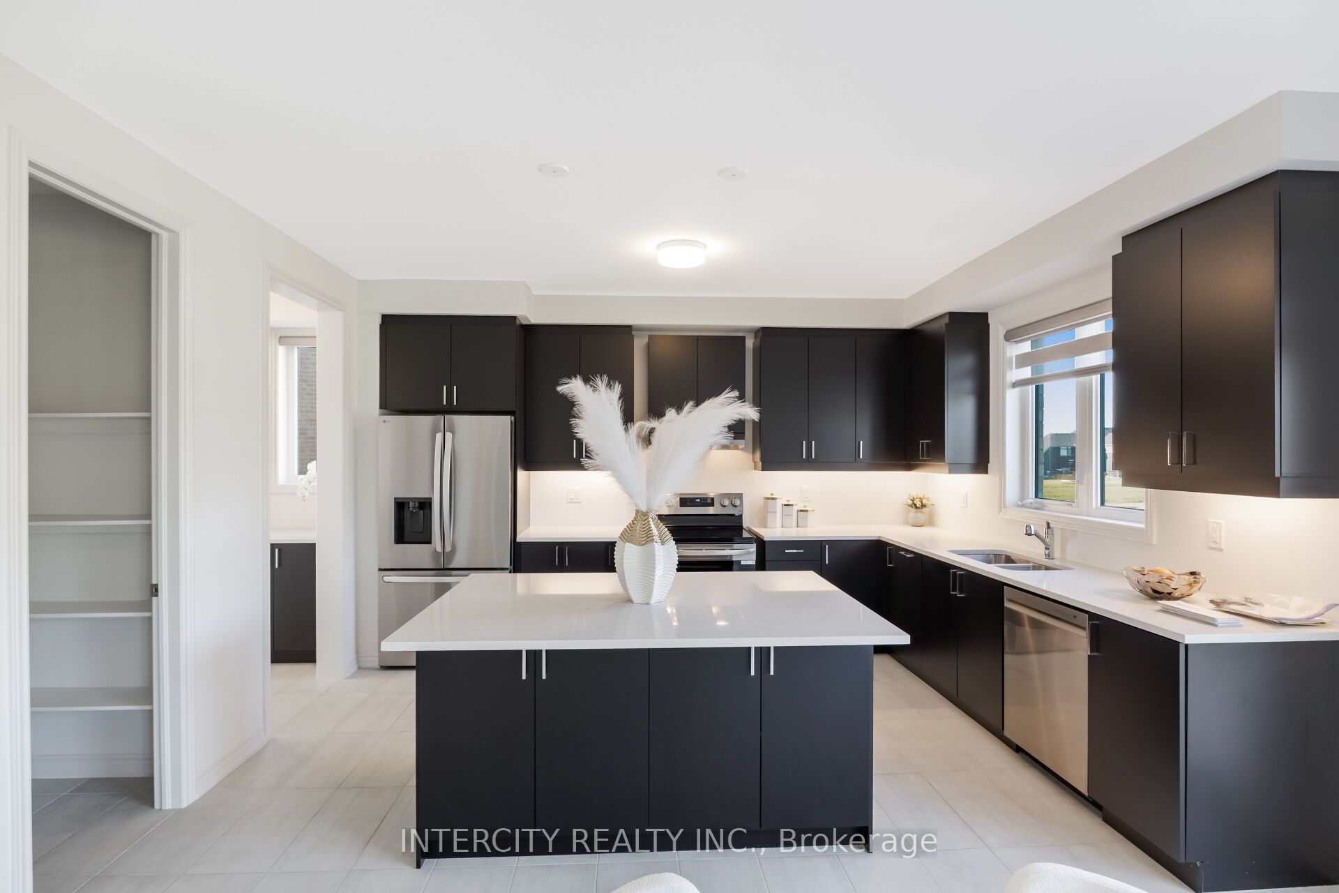 8 Elderberry Way Property Photo 18