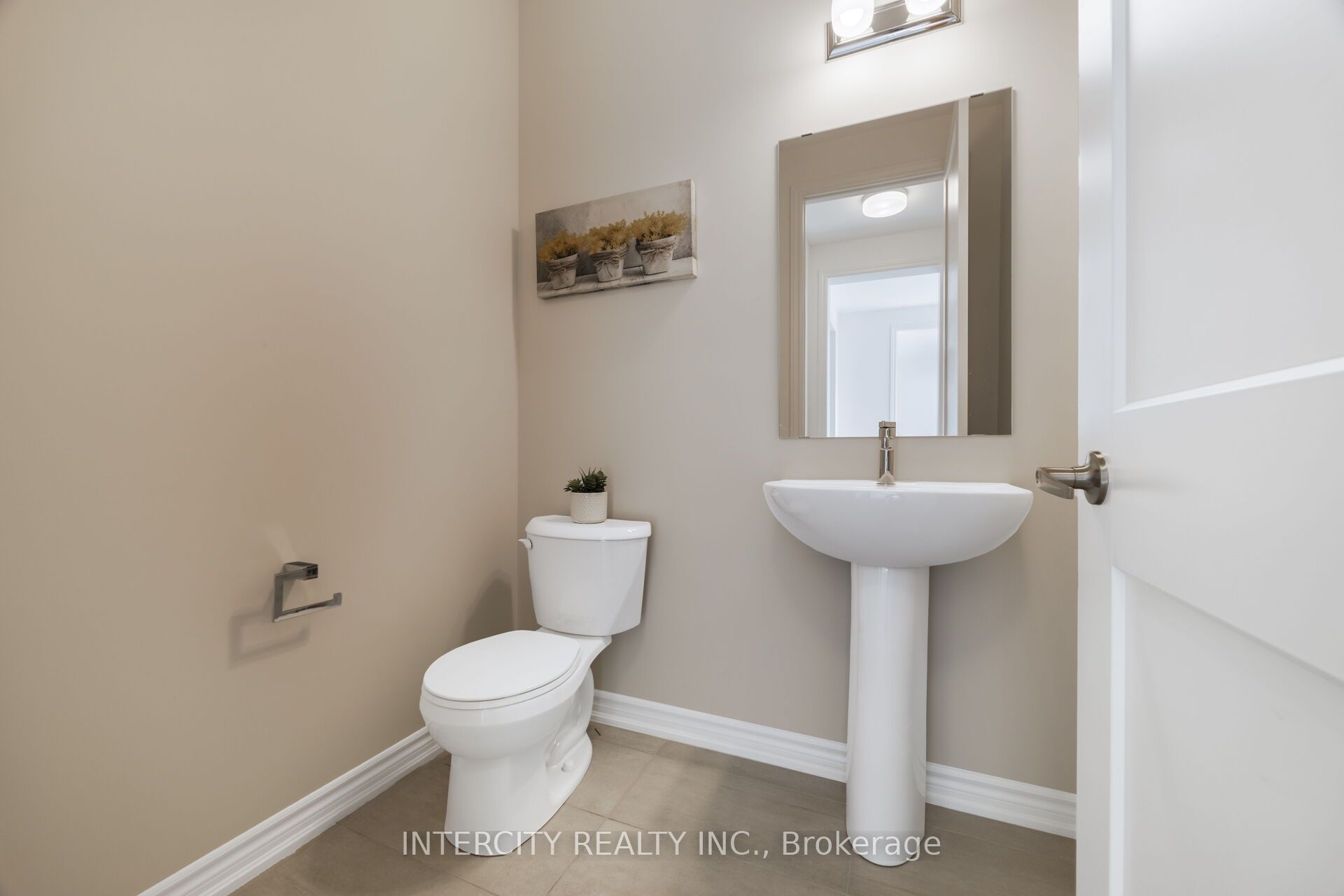 8 Elderberry Way Property Photo 29