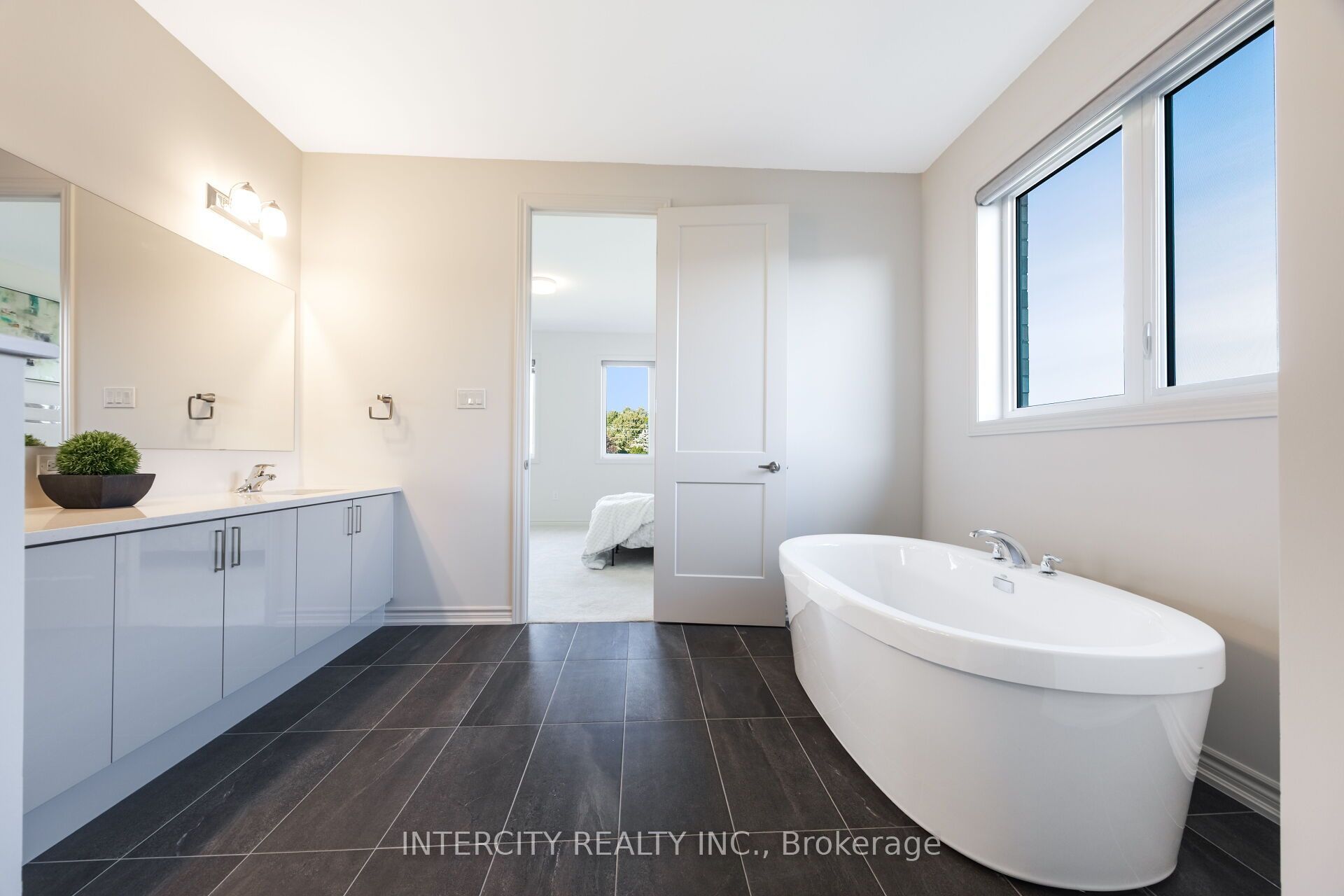 8 Elderberry Way Property Photo 34