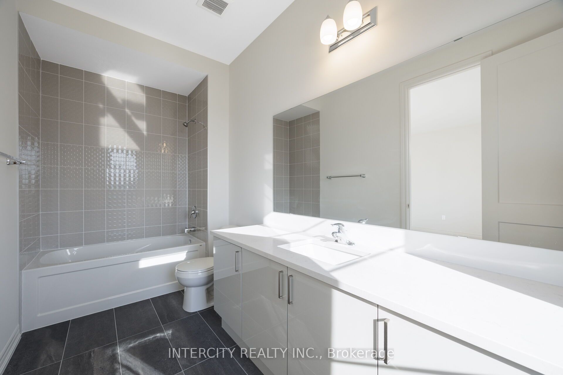 8 Elderberry Way Property Photo 41