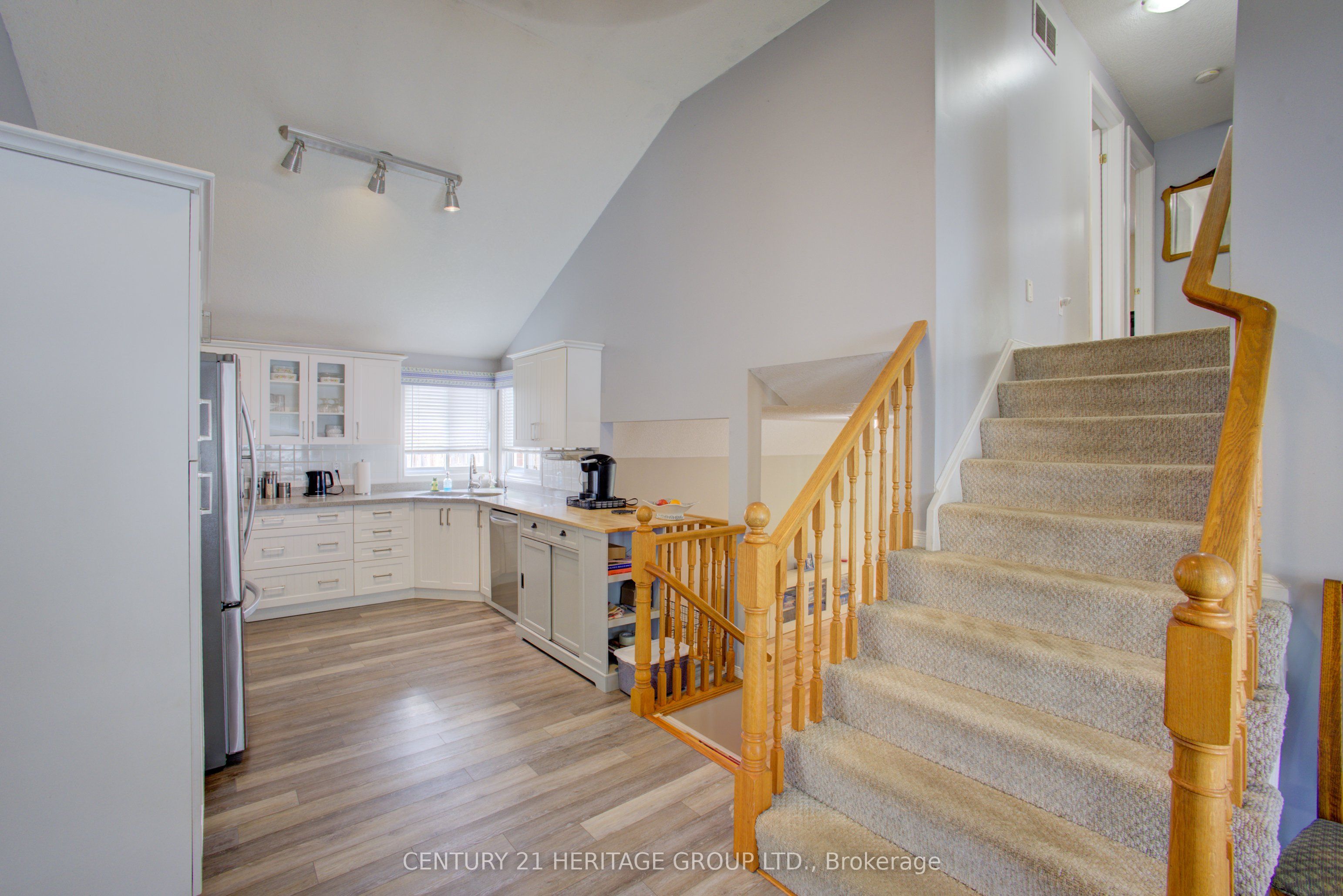 137 Queen Street Property Photo 14